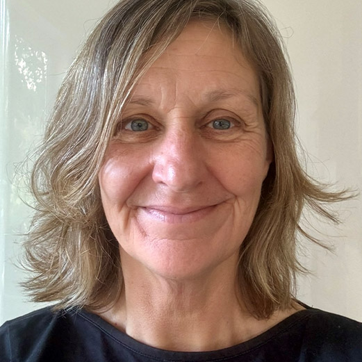 Dr Claire Middle